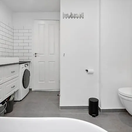 M347-vaeggerlose-folvavej-18 Bøtø By